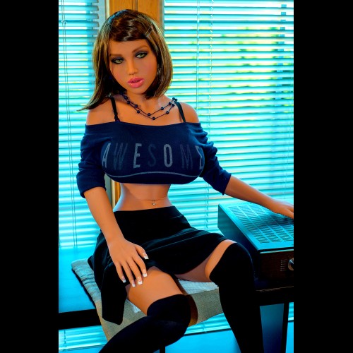 155cm Large Breast Pammi (E) 155cm Large Breast Pammi (E)